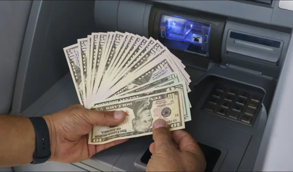 قضية سرقة ملايين الدولارات من ماكينات الصراف الآلي