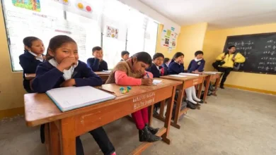 بوليفيا تحظر الهواتف المحمولة داخل الفصول الدراسية