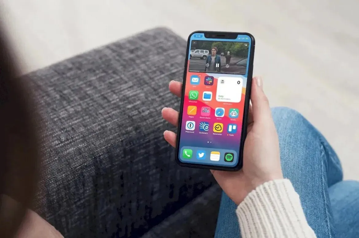 يوتيوب يوقف تشغيل الفيديو في الخلفية